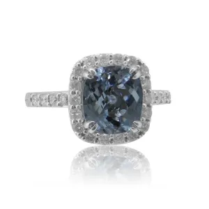 18kt White Gold Aquamarine and Diamond ring