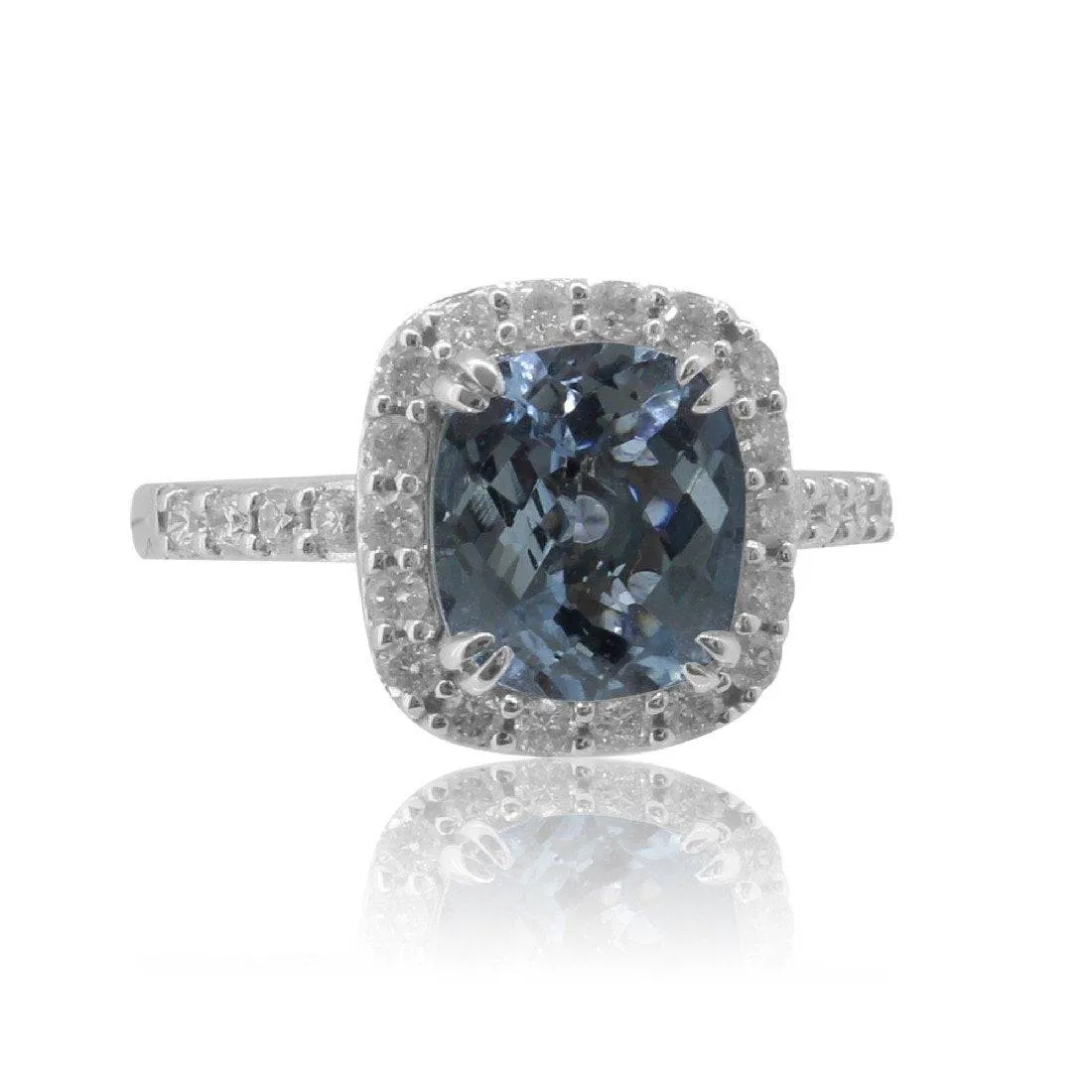 18kt White Gold Aquamarine and Diamond ring