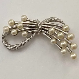 1960s Trifari Faux Pearl Brooch