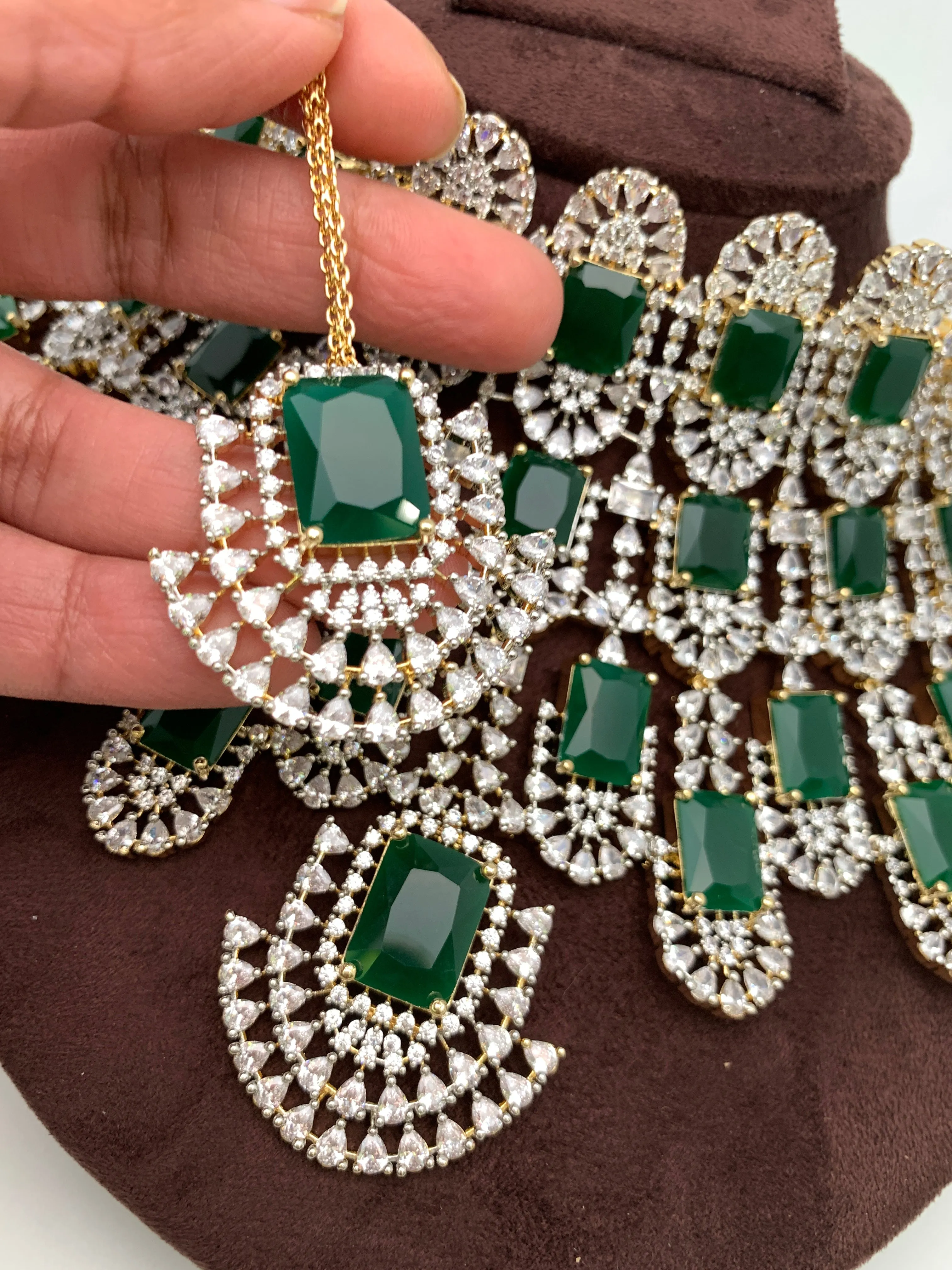 AD Emerald Green Bridal Kiara Inspired Choker