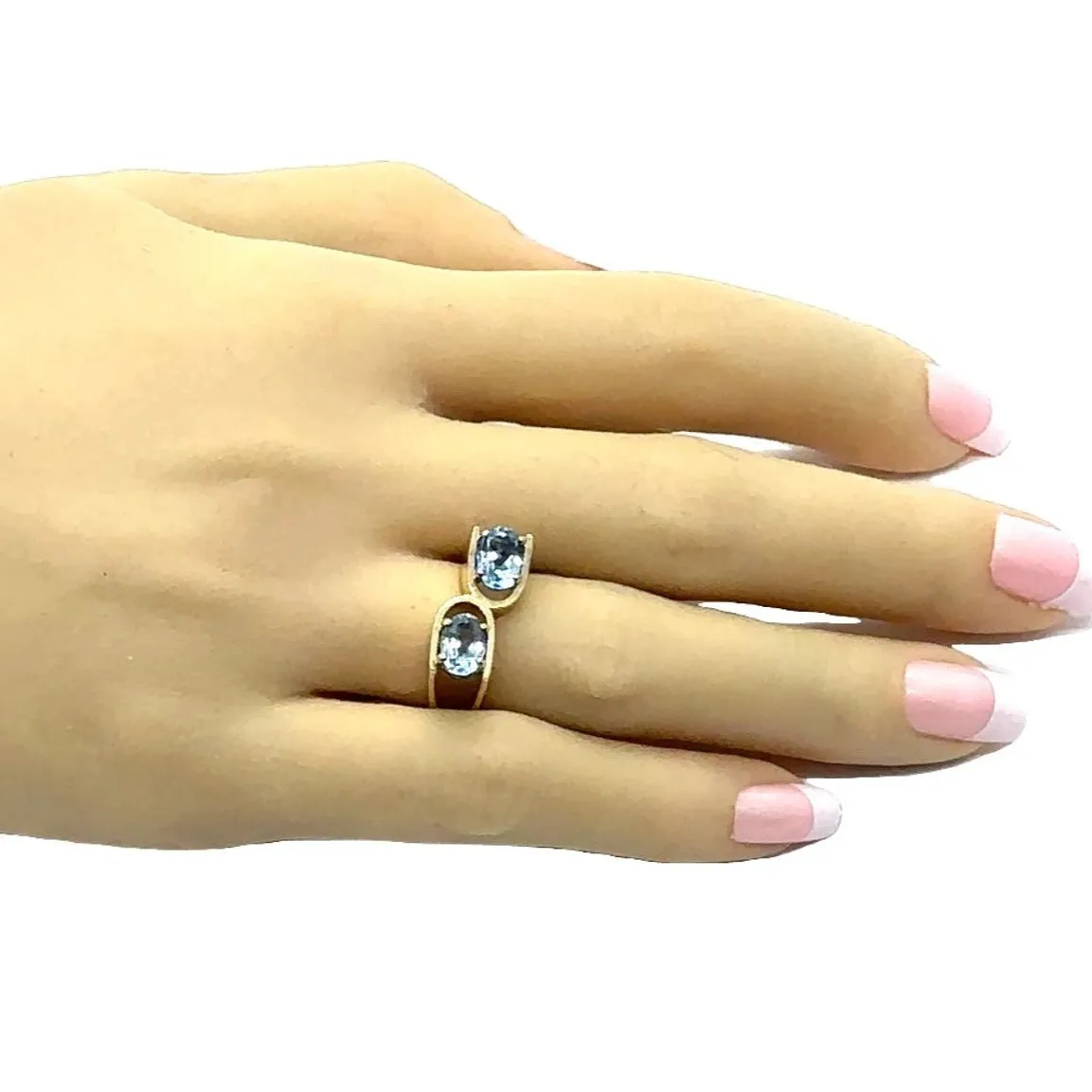 Amazing Yellow & White Gold Aquamarine Ring