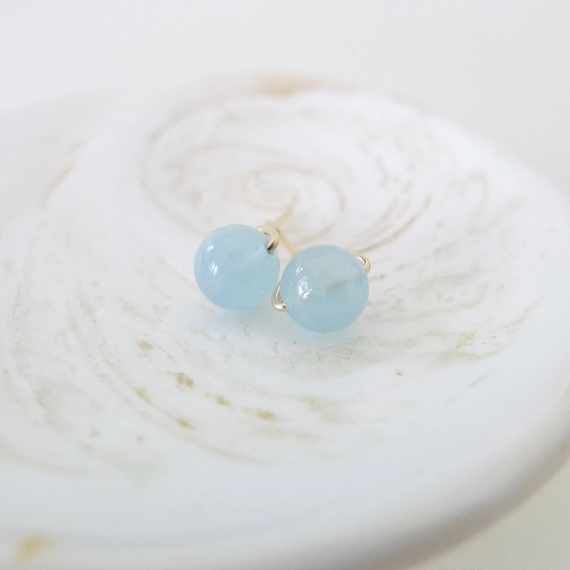 Aquamarine Earstuds 6mm (Basic) / 14k Gold-filled