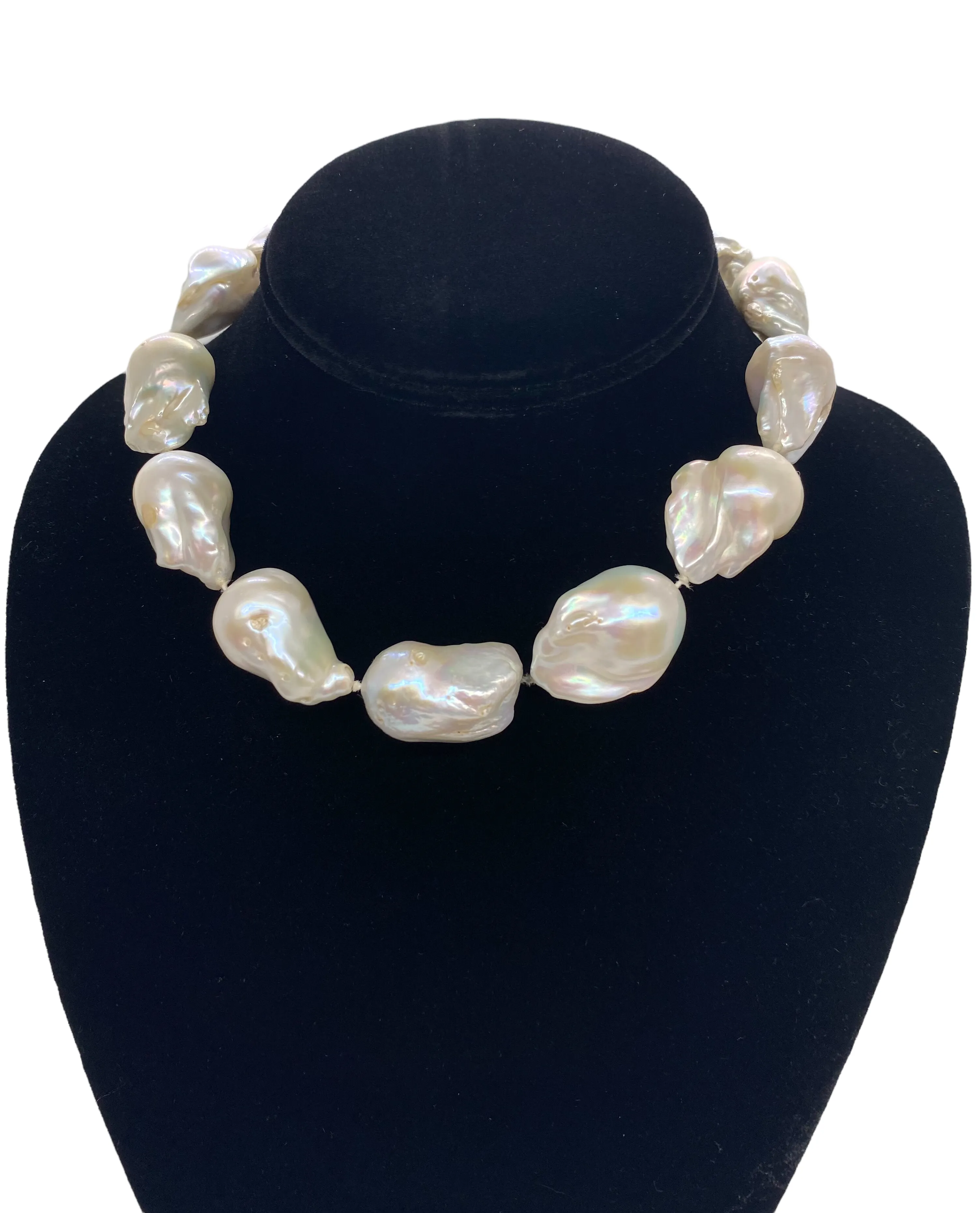 Baroque Pearl Choker