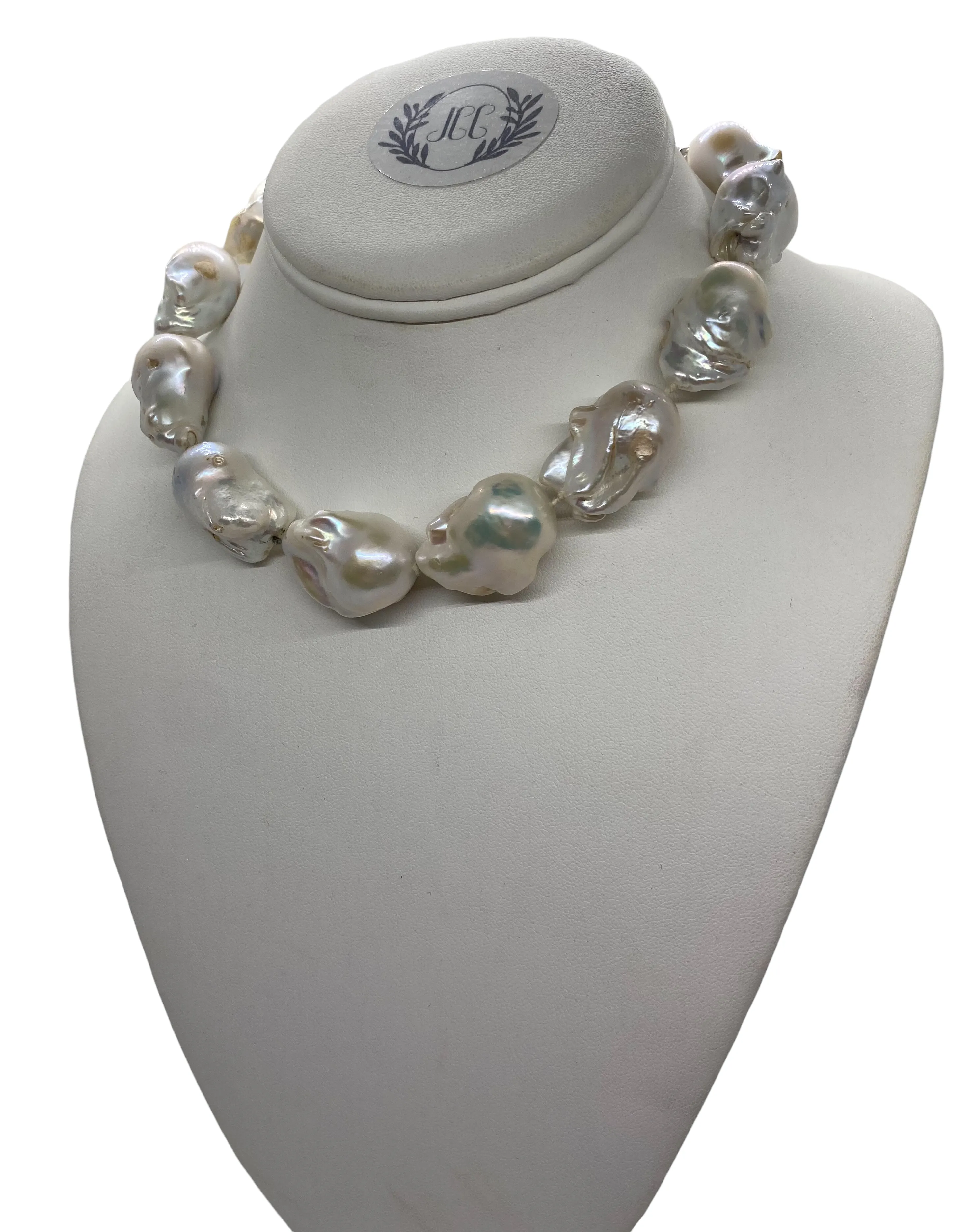 Baroque Pearl Choker