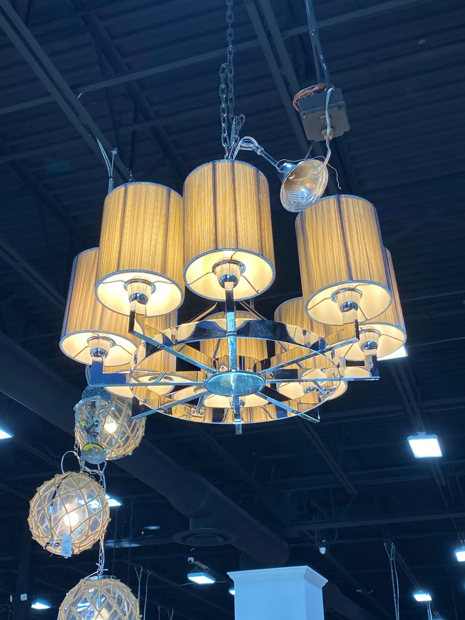 CHANDELIER CHROME WAGON WHEEL 8 LIGHT STRING SHADES