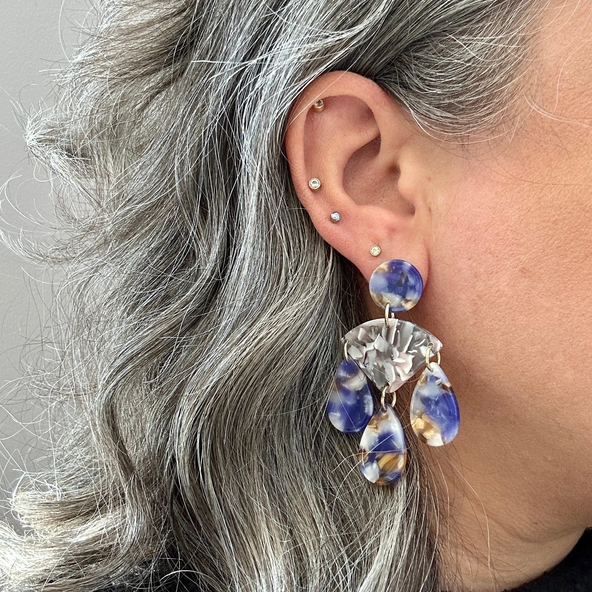 Chandelier Drop Earrings in Clean Slate