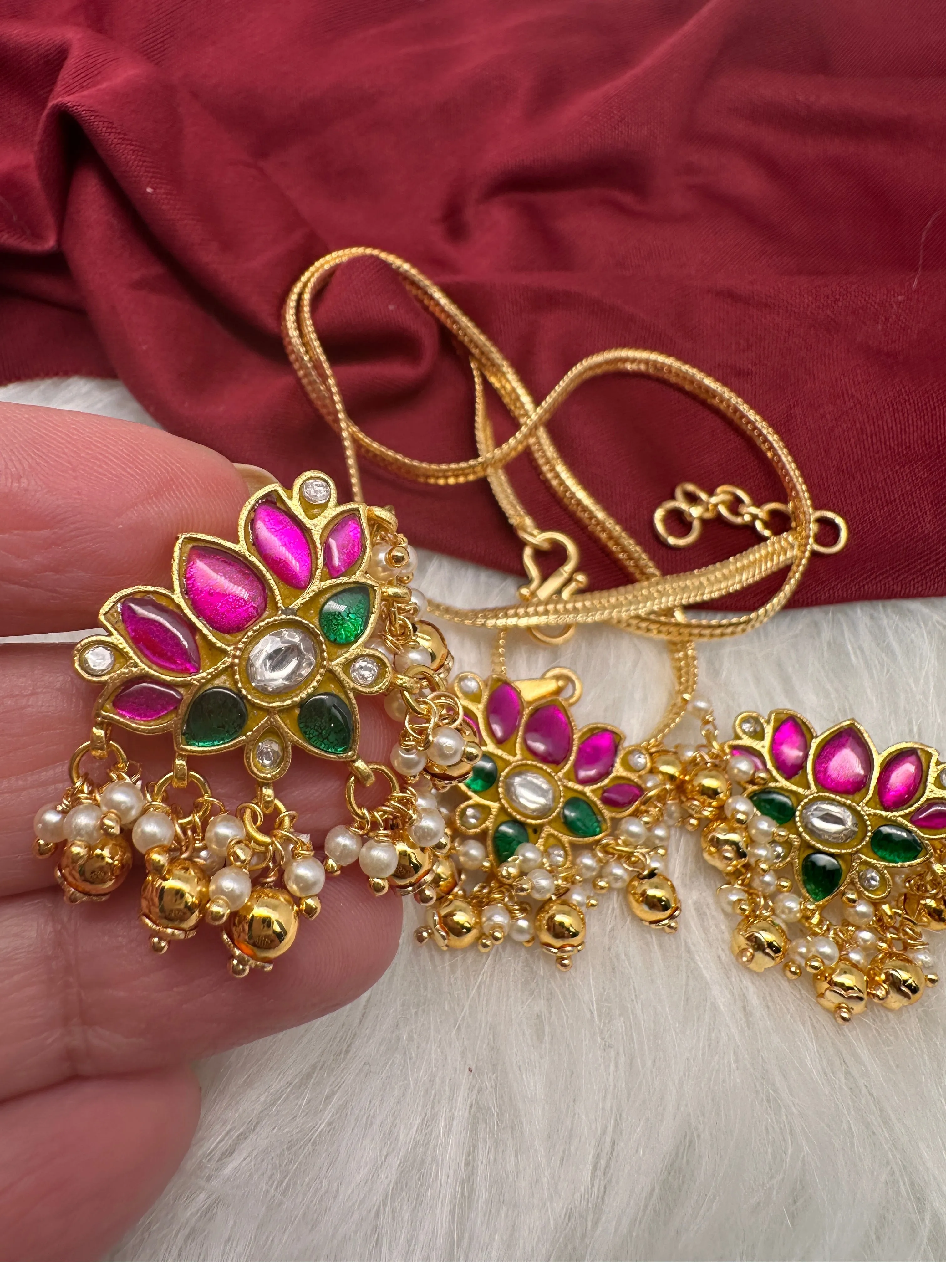 Jadau Kundan Lotus Pendent Set Necklace
