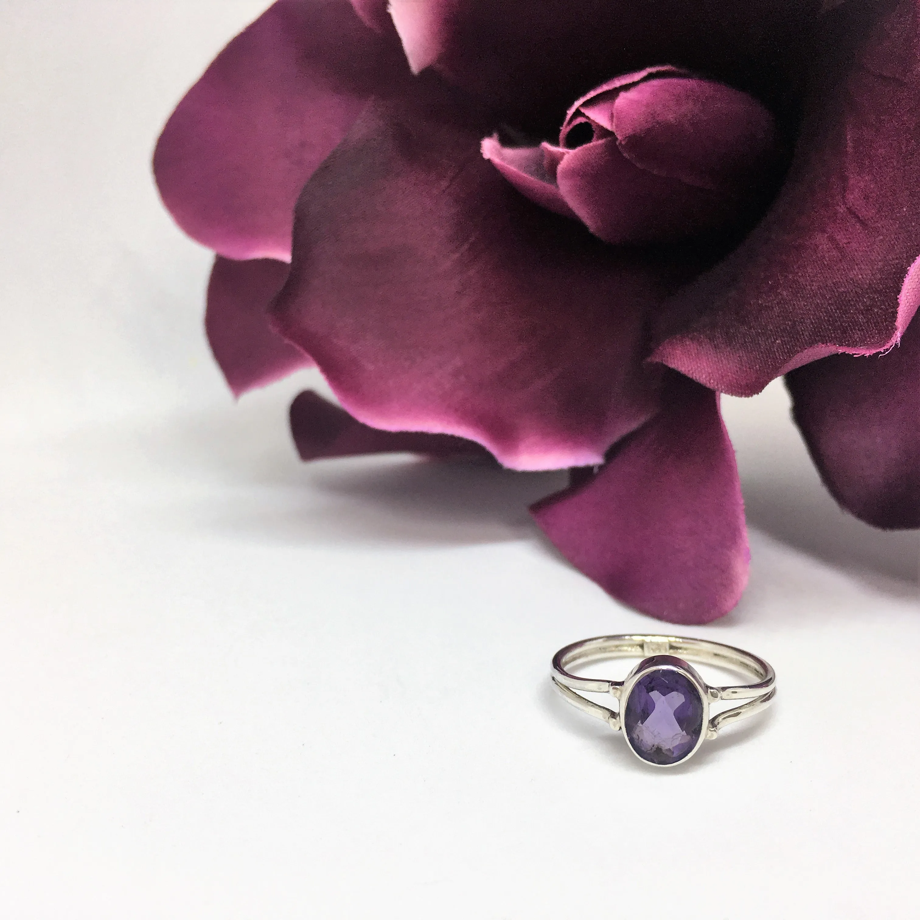 Katy Ring - VR169 (3colours)