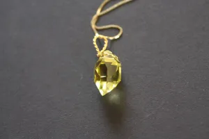 Lemon Quartz, Handmade pendant K18, Handcrafted gemstone