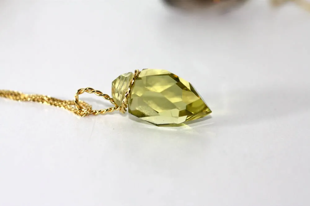 Lemon Quartz, Handmade pendant K18, Handcrafted gemstone