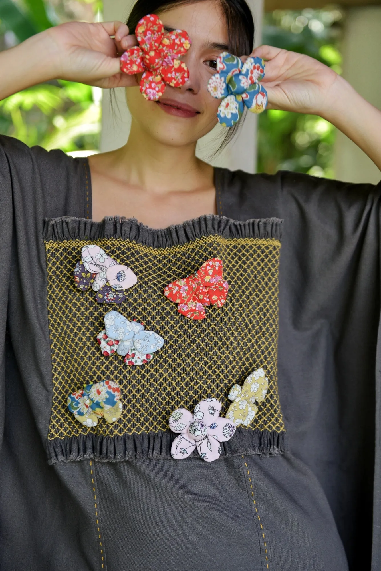 may days flower brooch