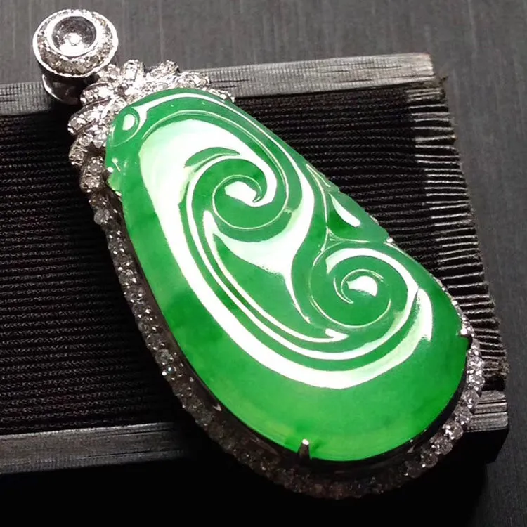 Natural Jade Pendant Jadeite Gold Ruyi Pendant PT402