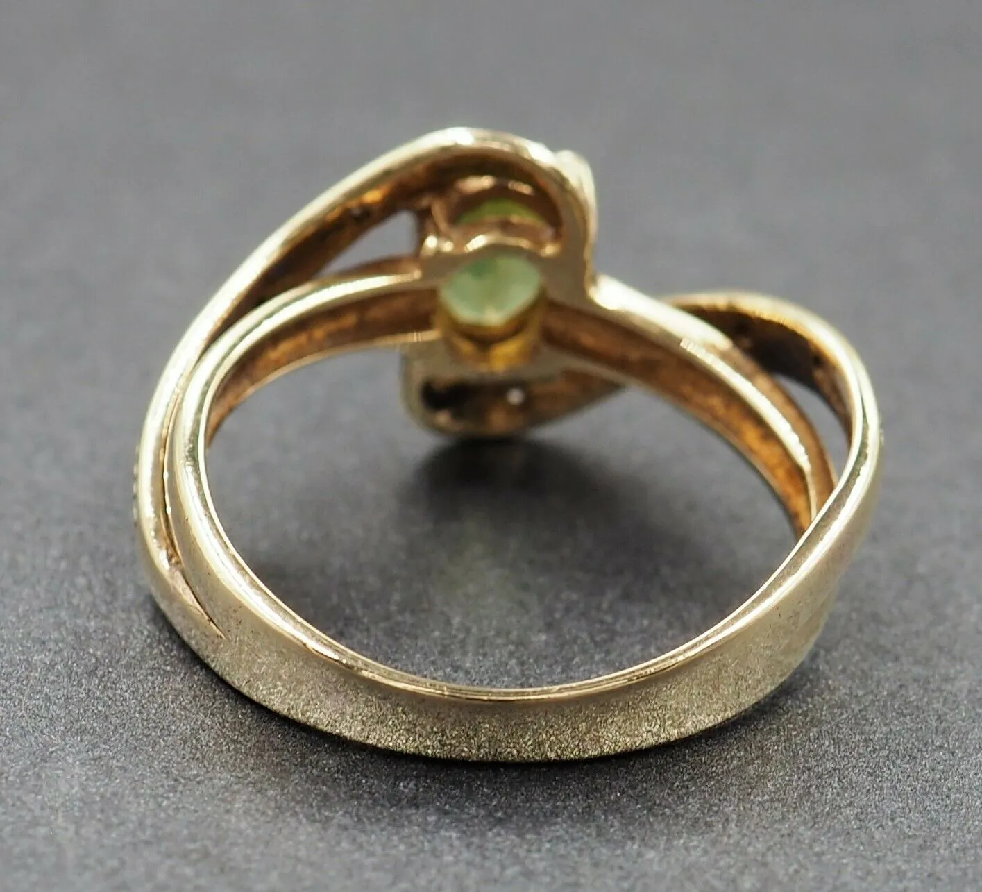 Peridot & Diamond 9ct Yellow Gold Ring