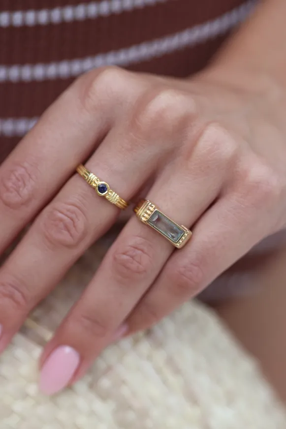 Rana Iolite Gold Ring