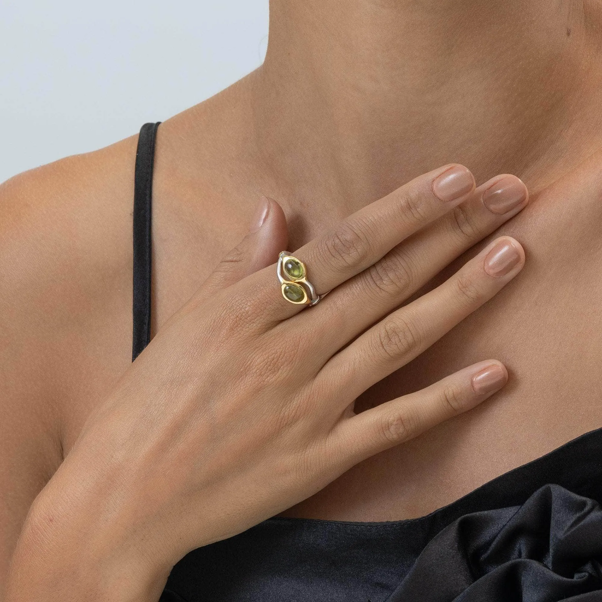 Urte Peridot Ring