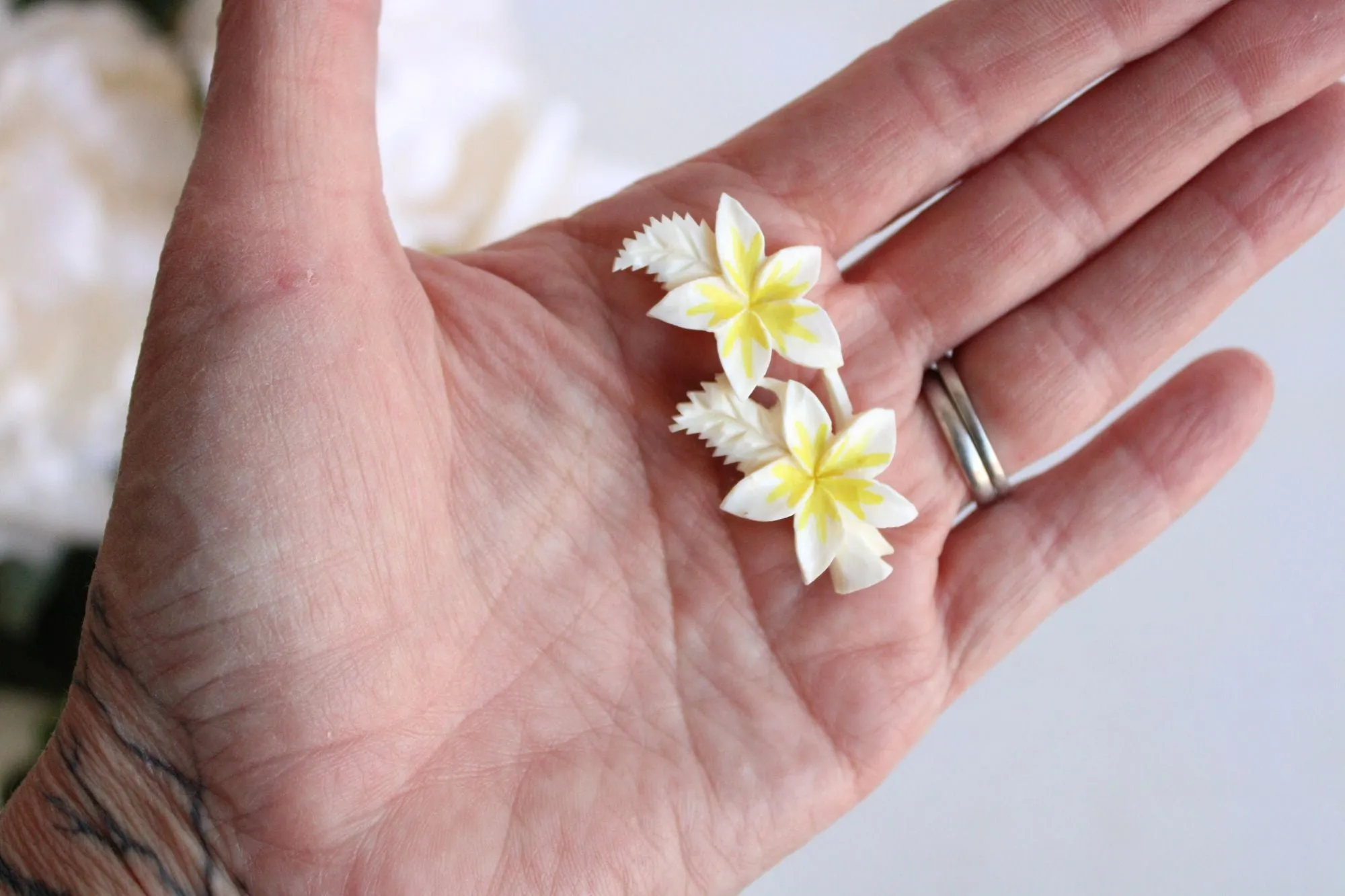 Vintage 1960s Plumeria Brooch