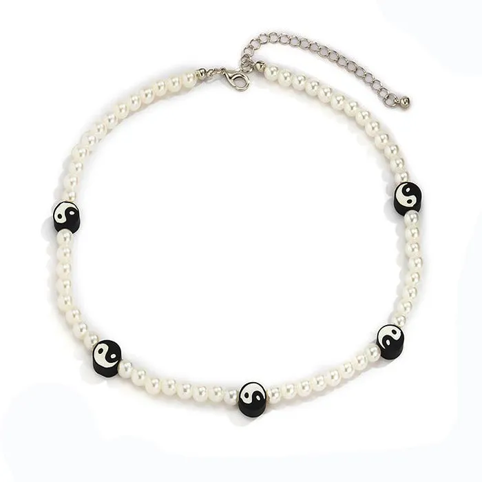 Ying Yang Pearl Choker